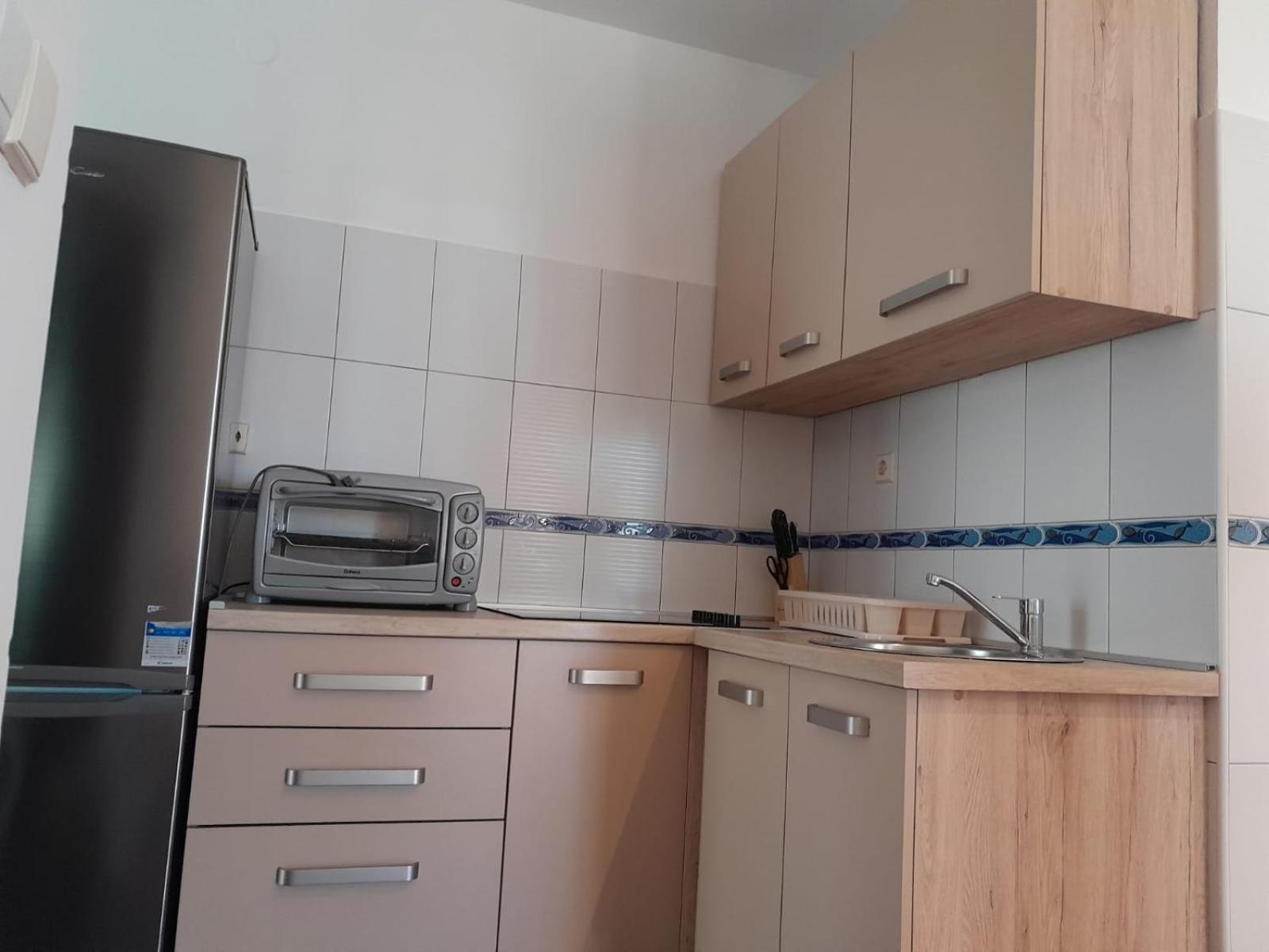 Apartman Sreca Near With Bbq *